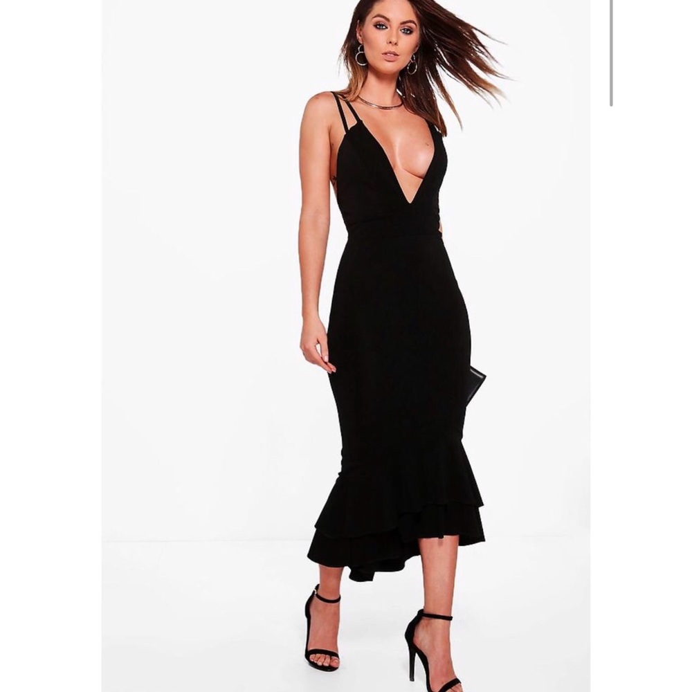 Deep V mermaid tail midi